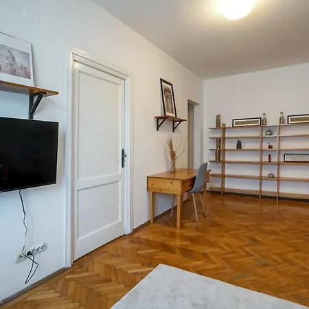 Universitate - Centrul Vechi Apartment *